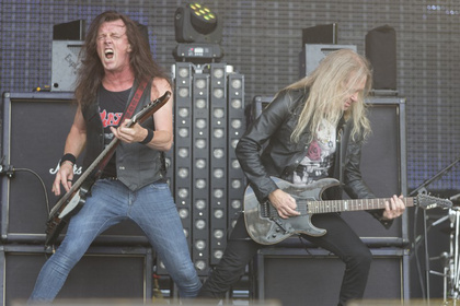 Heavy Metal Thunder - Fotos: Saxon live beim Wacken Open Air 2016 